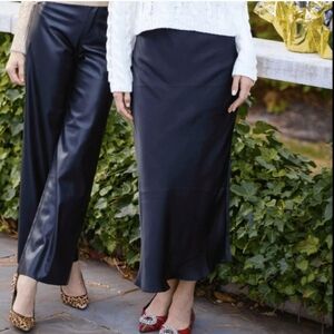 Z Supply Europa Slip Skirt Navy Large